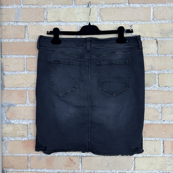 Liverpool Black Denim Skirt with Embroidery - Picture 4 of 4